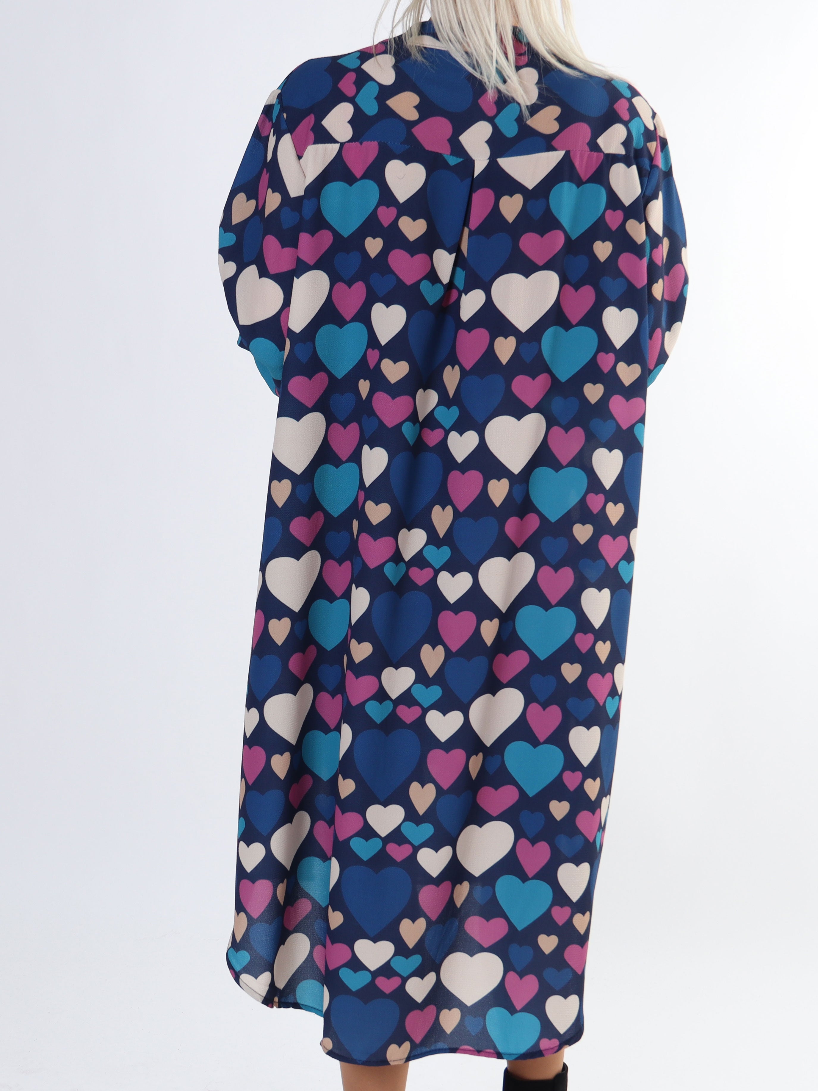 Vanesa Heart Long - Plus size kjole med hjerte mønster